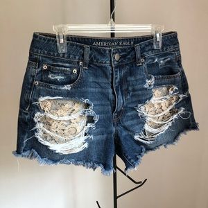 Festival High Rise Shorts with lace pockets